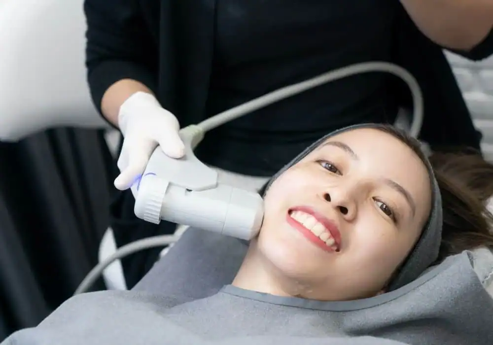 HIFU treatment Brighton in progress