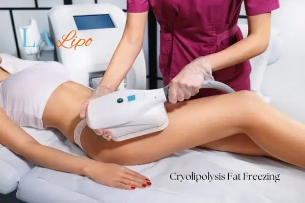 Woman receiving coolsculpting Brighton treatment on her thighs